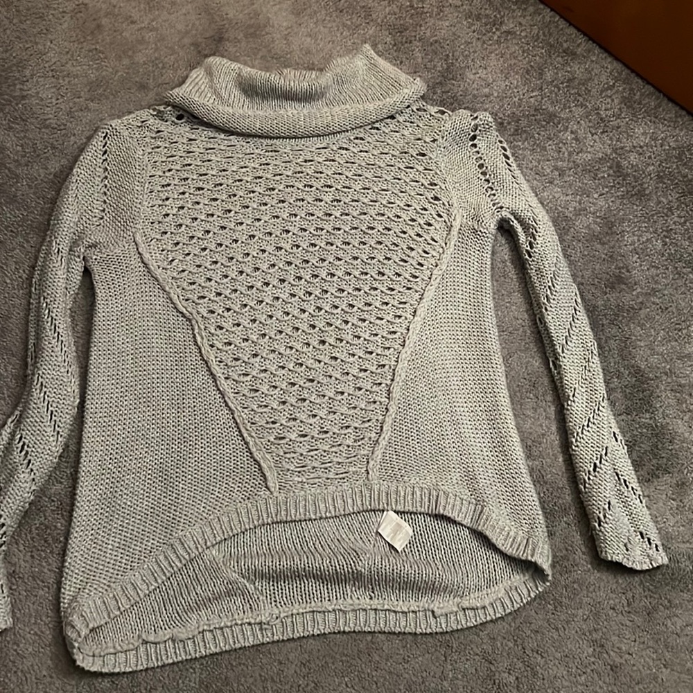 R D Style sweater, Size Small, grey